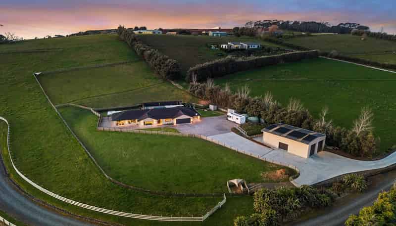 13 Hill Top Road East, Pukekohe