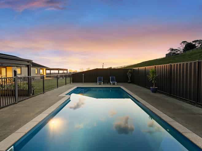 13 Hill Top Road East, Pukekohe