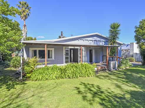 6 Railway Road, Whakatu