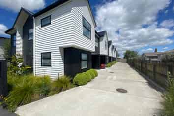 4/61 Rm D May Street, Hamilton East