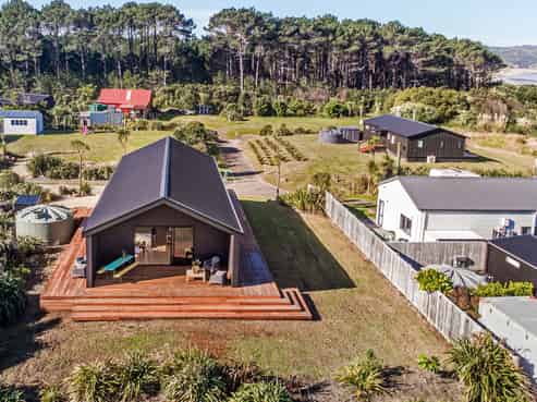 4 Tarapuka Way, Mahia