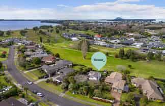 52 Links View Drive, Omokoroa