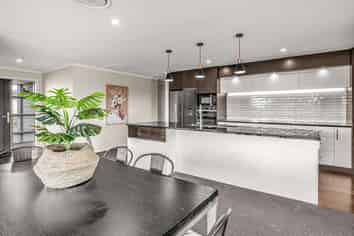 5 Hydrangea Lane, Milson