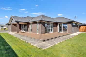 5 Hydrangea Lane, Milson