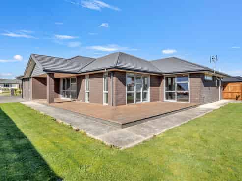 5 Hydrangea Lane, Milson