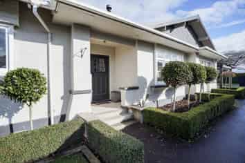 12 Russel Street, Gladstone