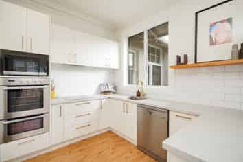 12 Russel Street, Gladstone