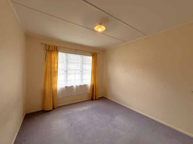 51 Donnelley Drive, Wainuiomata