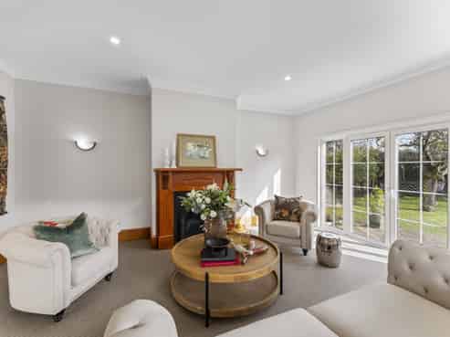 12 Francis Avenue, Saint Albans