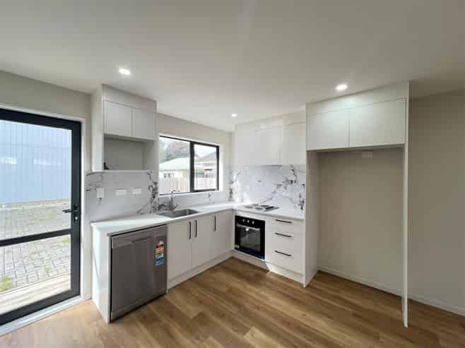  2/40 Friedlanders Road, Manurewa