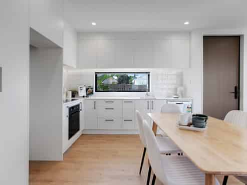 2/129 Richardson Road, Mount Albert
