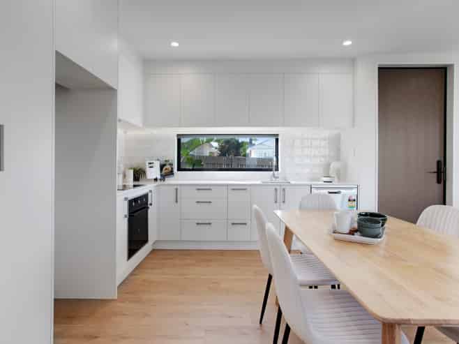 2/129 Richardson Road, Mount Albert