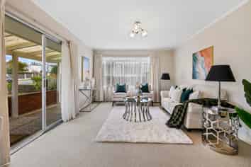 2/27A Eastern Beach Road, Eastern Beach