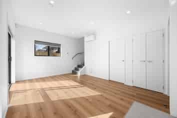1/255 Pakuranga Road, Pakuranga