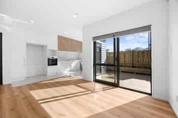 1/255 Pakuranga Road, Pakuranga