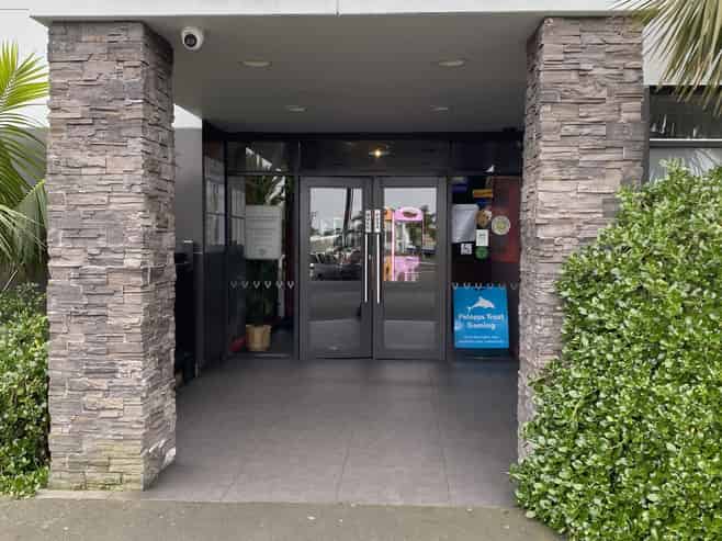 Iconic buffet restaurant investment opportunity