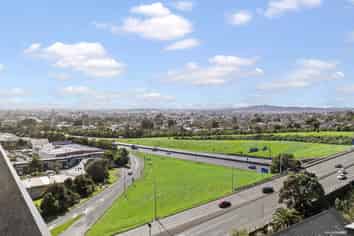 1108/8 Lakewood Court, Manukau