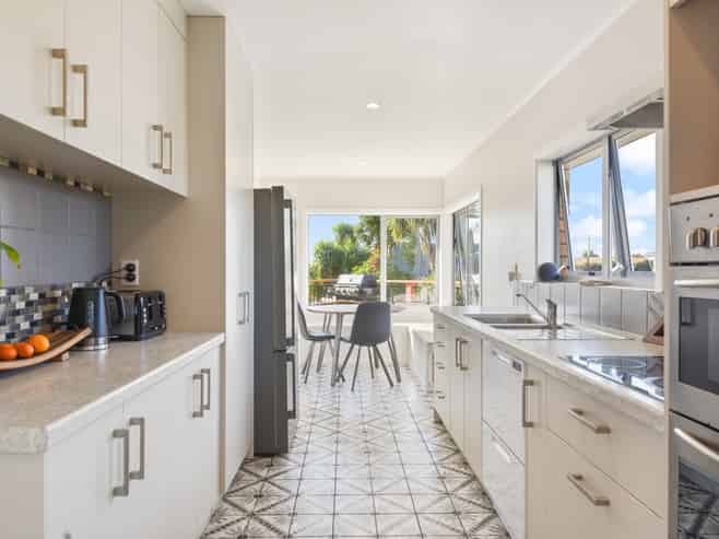 8 Elliott Crescent, Owhata
