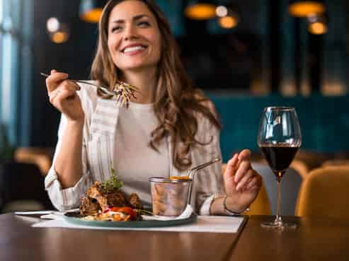 PROFITABLE & PROVEN BAY OF ISLANDS RESTAURANT 
