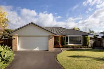 21 Arrowfield Drive, Pyes Pa