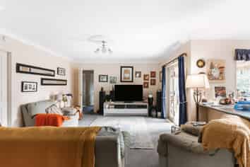 21 Arrowfield Drive, Pyes Pa