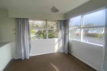 8 Patricia Place, Hillpark