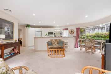 19 Bronte Place, Somerville