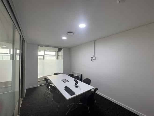 CBD Fringe Office With Ample Parking