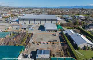 Trade Base with Yard & Office Space