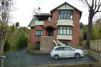 2 Heriot Row, Dunedin Central