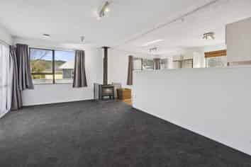 9 Moonstone Grove, Birchville