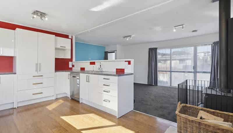 9 Moonstone Grove, Birchville