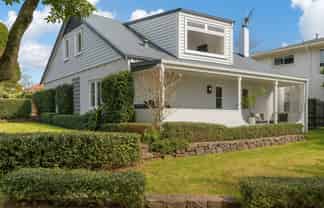 32 Matua Road, Matua