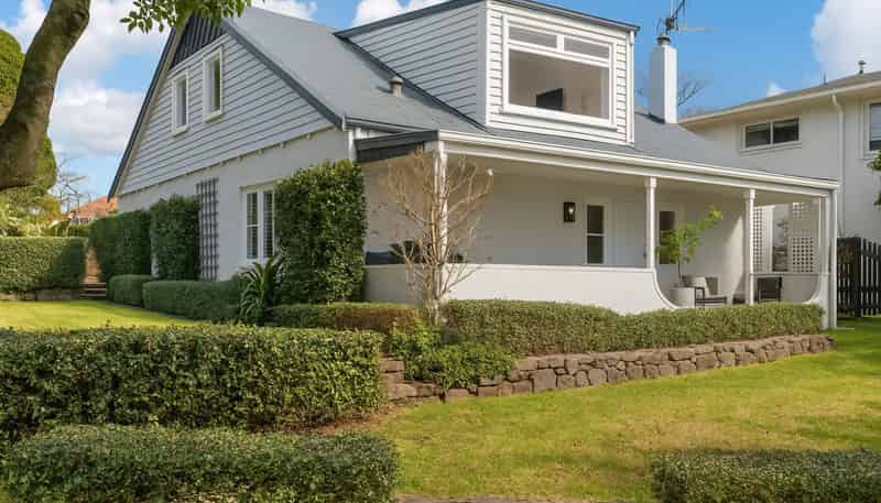 32 Matua Road, Matua