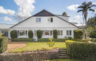 32 Matua Road, Matua