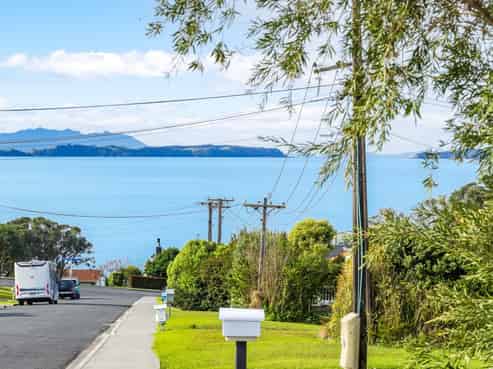 54 Mera Road, Algies Bay
