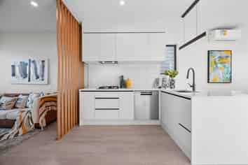13D Blanche Way, Half Moon Bay