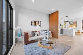 13D Blanche Way, Half Moon Bay