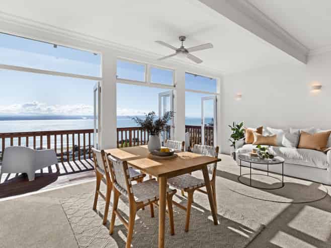 14 Bay View Road, Bluff Hill