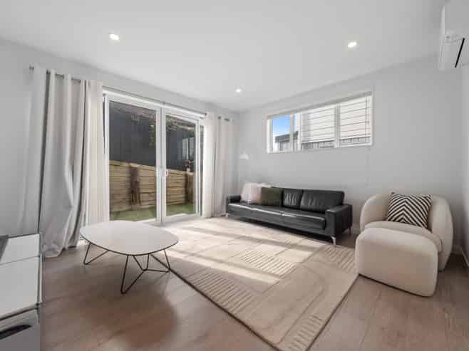 30D Becroft Drive, Forrest Hill