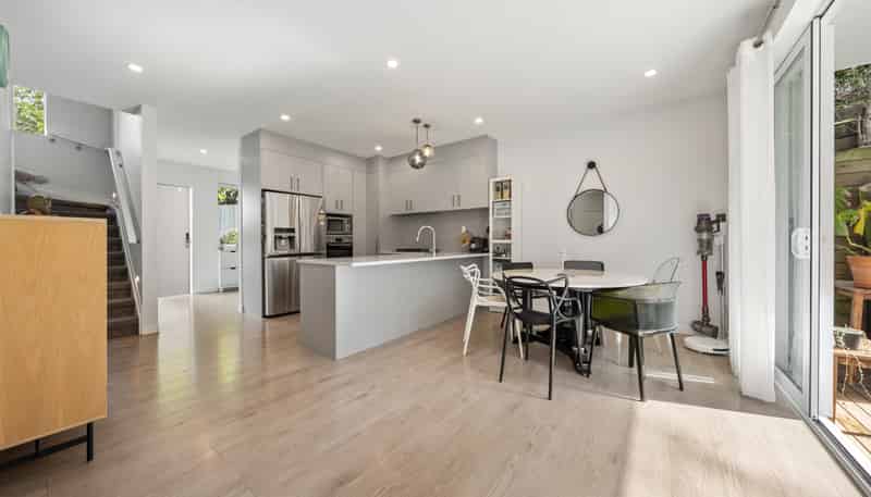 30D Becroft Drive, Forrest Hill