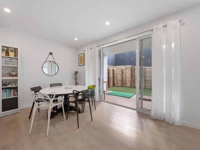 30D Becroft Drive, Forrest Hill