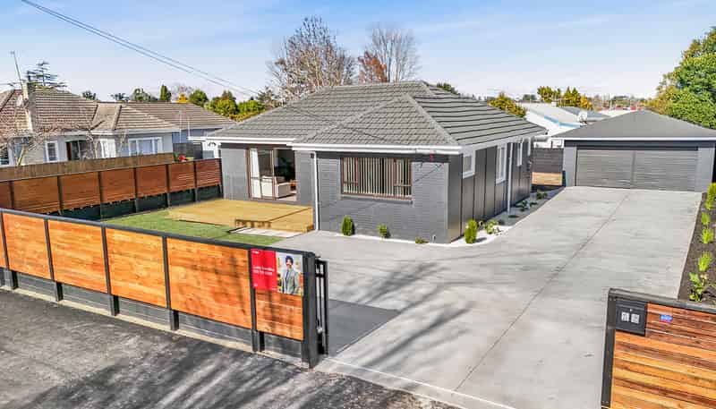 16 Normandy Avenue, Melville