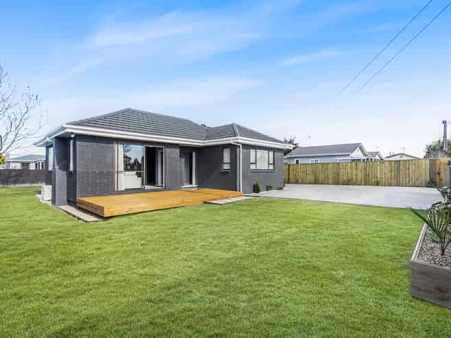 16 Normandy Avenue, Melville