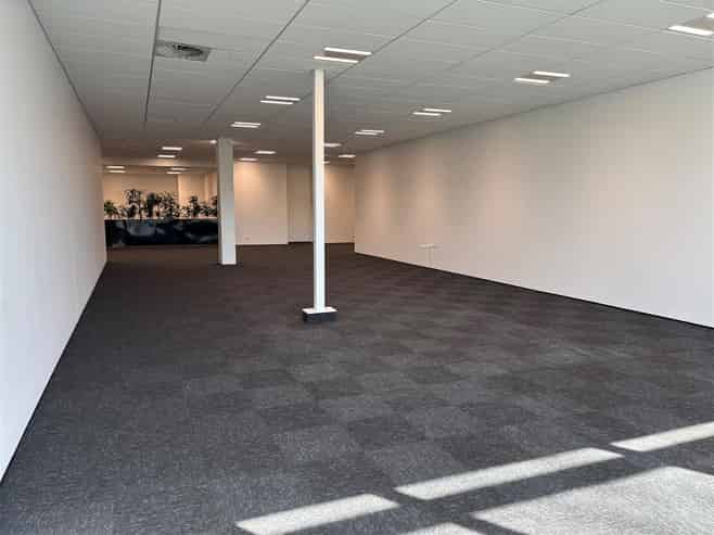 Premium River-view Office