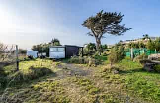 207 Bann Street, Bluff