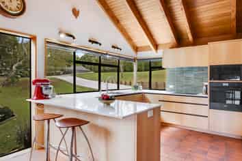 238 Point View Drive, East Tamaki Heights