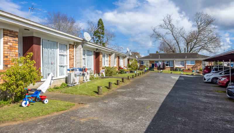 28 Landscape Road, Papatoetoe