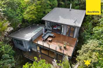 3 Aydon Road, Titirangi