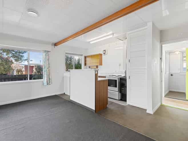 77D Lakings Road, Yelverton
